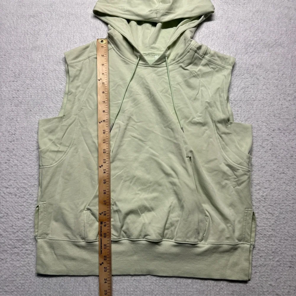 Lululemon Sleeveless Hoodie Athletic Light Green Women's Size‎ 6 (Small)